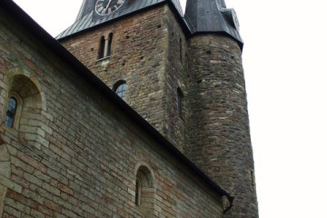 046-02.08. Kirche von Husaby